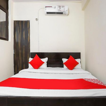 Hotel O Royal Residenc Indirapuram Екстер'єр фото